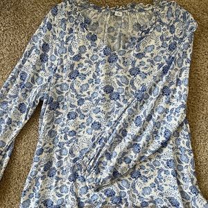 Old Navy long sleeve top